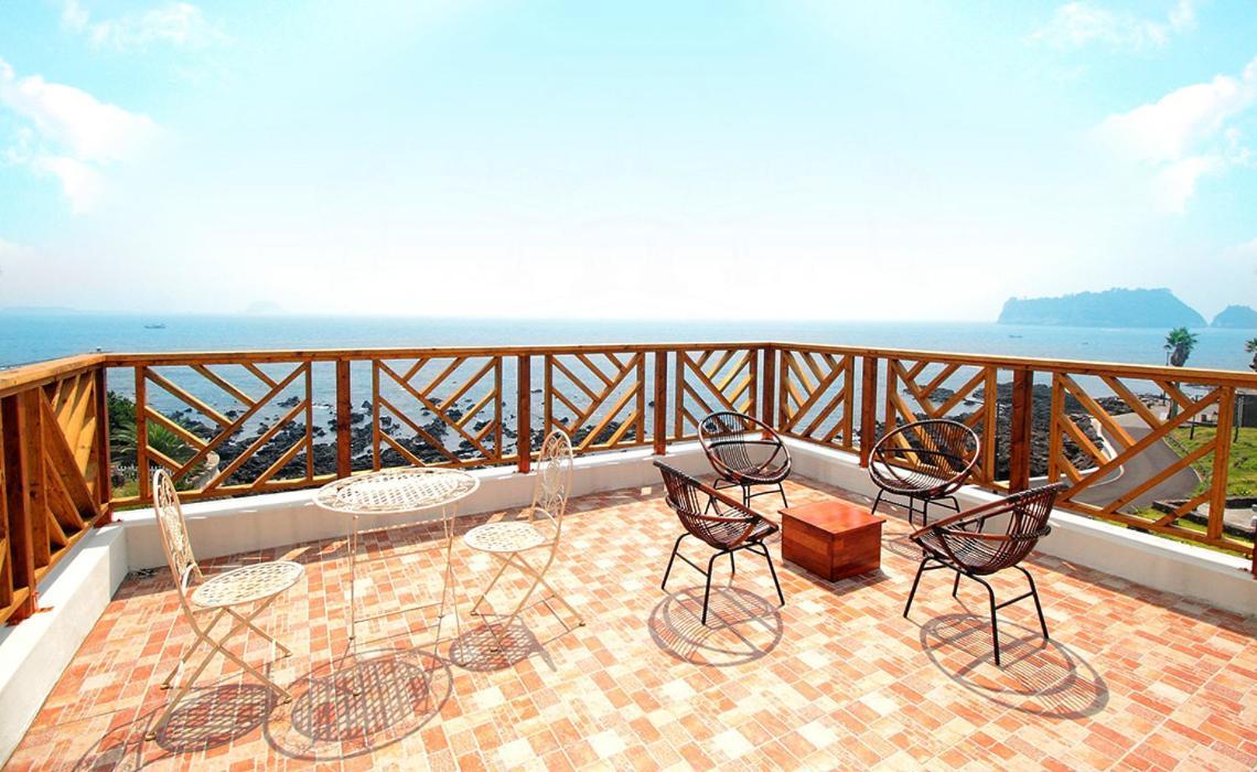 Tov Pension Seogwipo Exterior foto